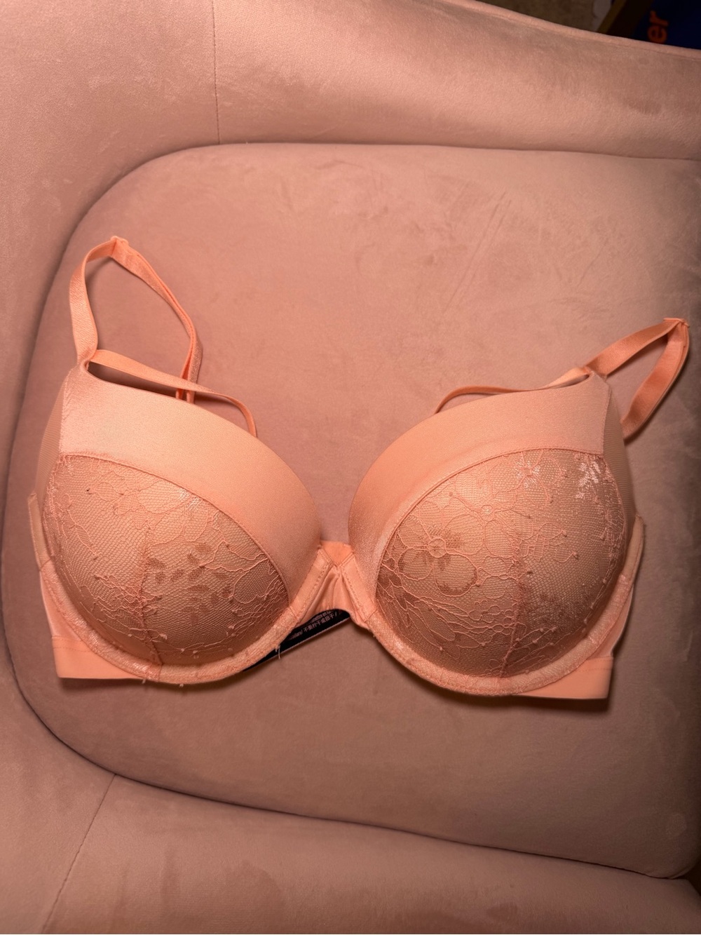 Victoria’s Secret Peach Lace Push-Up Bra - Women Intimates & Sleepwear 32DD